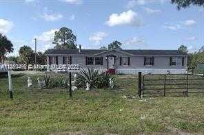 618 Hunting Club Ave, Clewiston, Mobile/Manufactured,  for sale, Sandra Benkahla, The 305 Agency