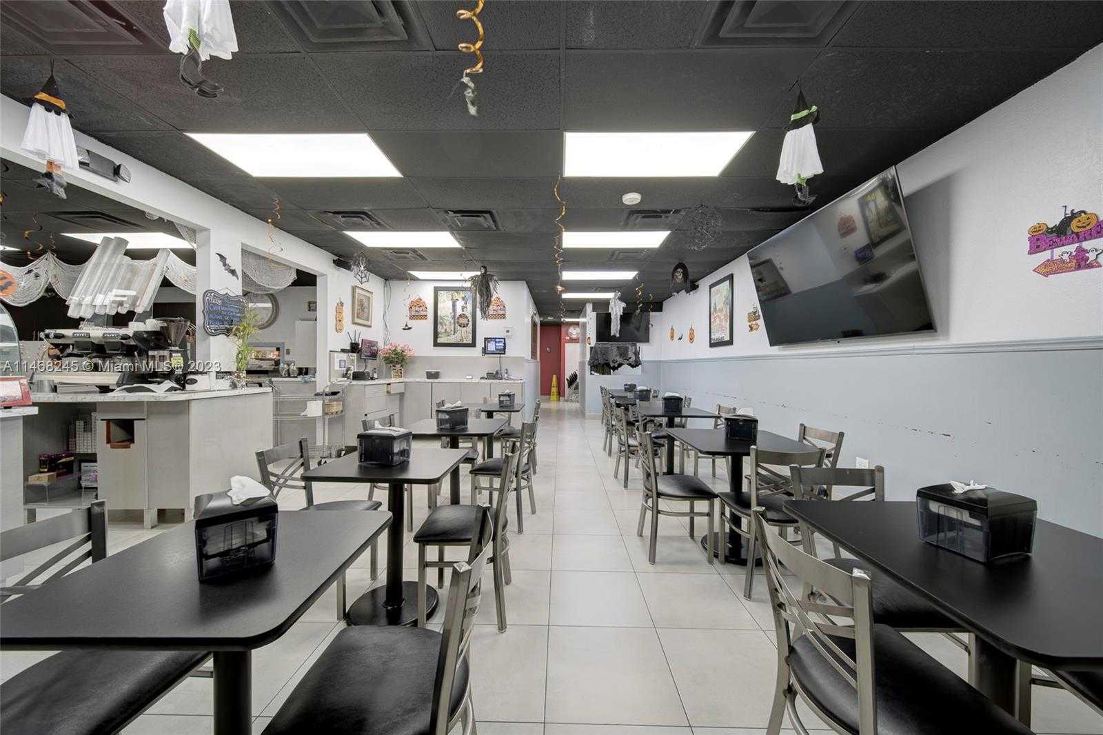 Cuban Restaurant For Sale Right off the Palmetto Expressway, Miami, Business,  for sale, Sandra Benkahla, The 305 Agency