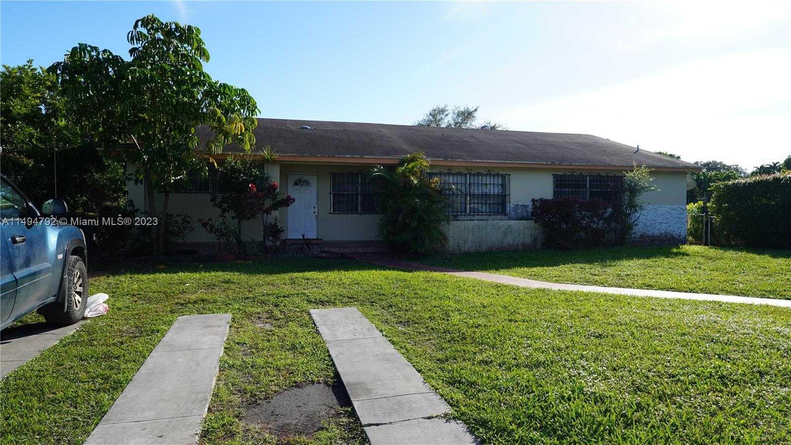 1750 147th St, Miami, Multi Family Home,  for sale, Sandra Benkahla, The 305 Agency