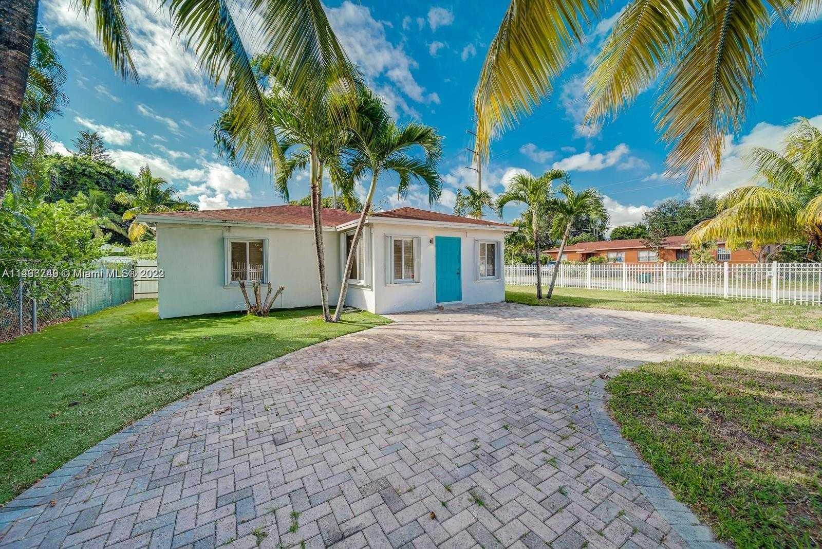 442 100th St, Miami, Single Family Home,  for sale, Sandra Benkahla, The 305 Agency