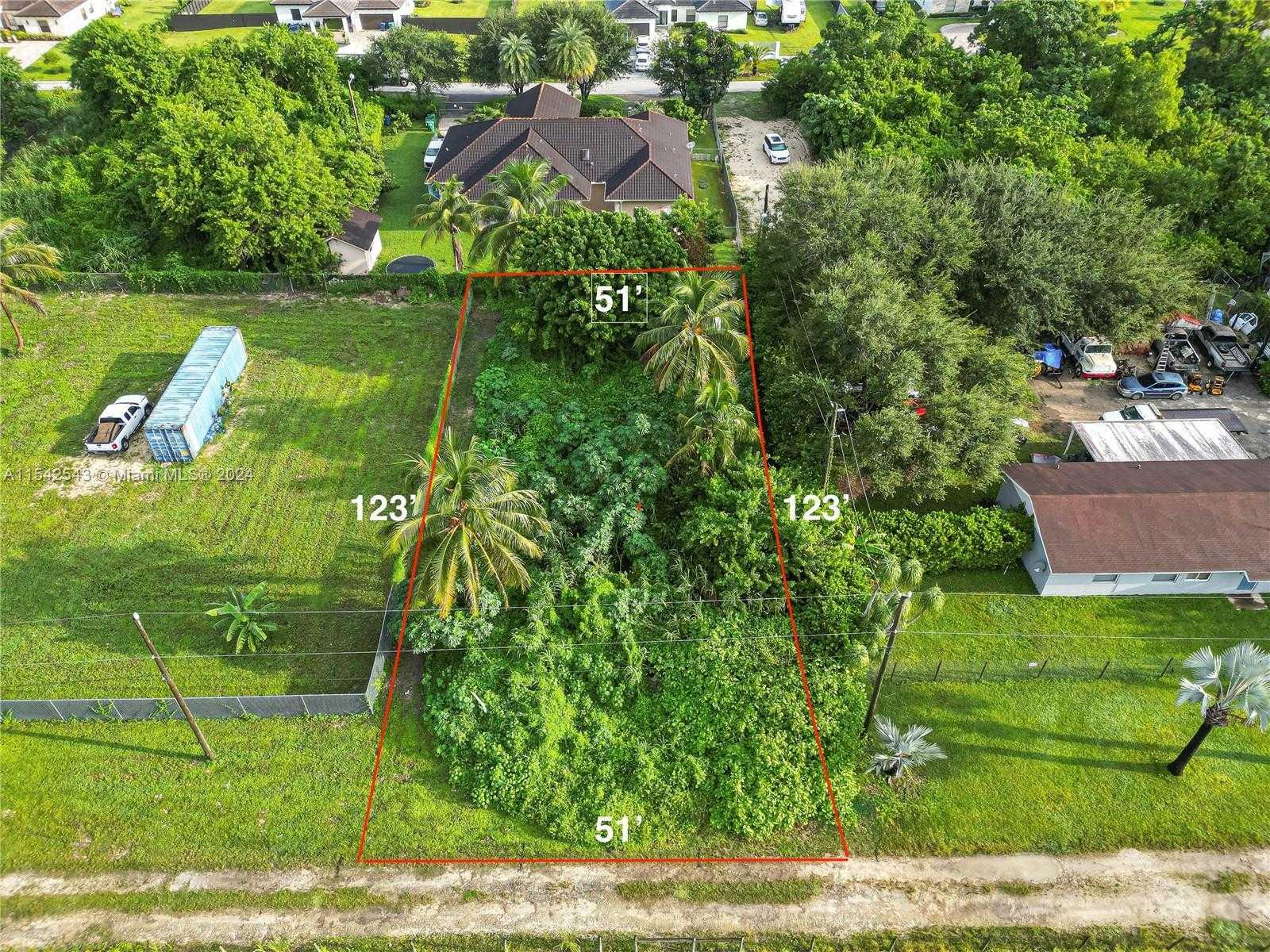 190 355, Florida City, Commercial Land,  for sale, Sandra Benkahla, The 305 Agency