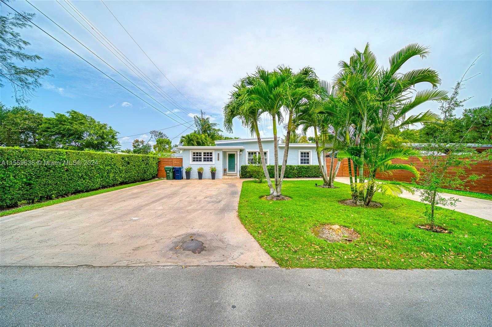 6623 53rd Ter, South Miami, Single Family Home,  for sale, Sandra Benkahla, The 305 Agency