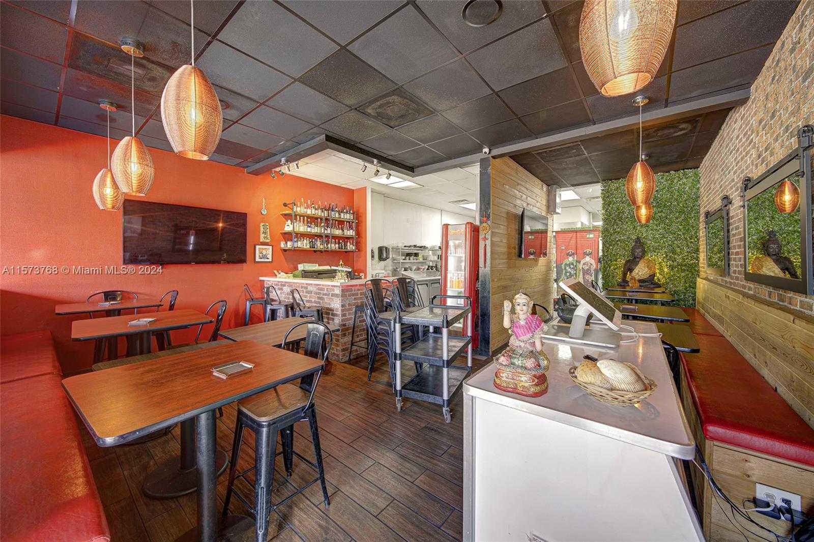 Take-Out Restaurant For Sale in Country Walk, Miami, Business,  for sale, Sandra Benkahla, The 305 Agency